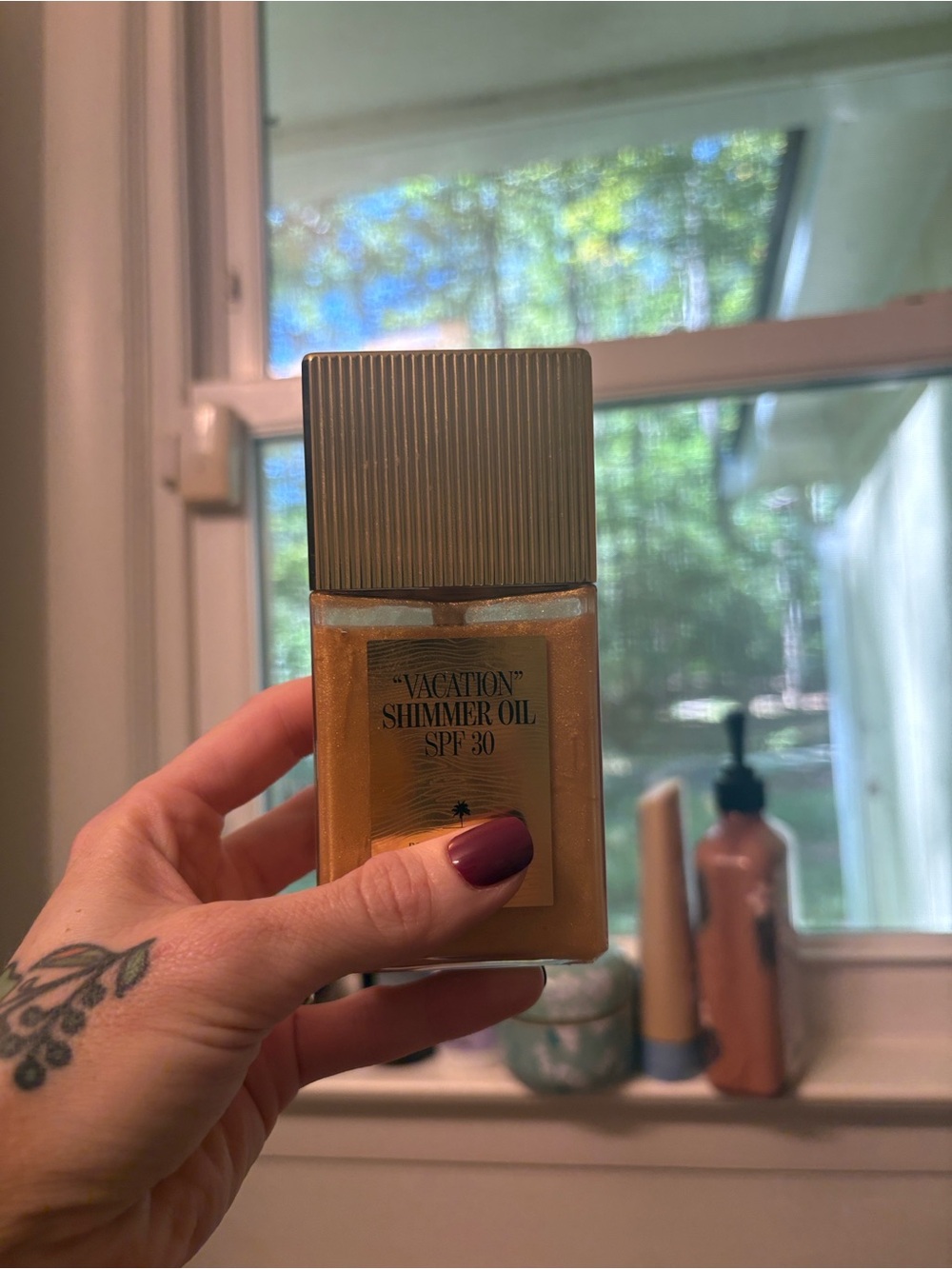 Vacation Shimmer Oil SPF 30 - Gold
